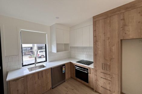 Photo of property in 5/21 Makomako Drive, Orewa, 0931