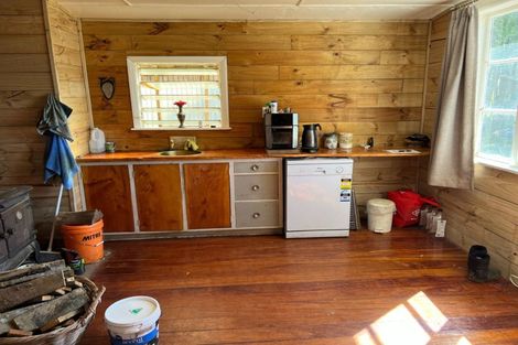 Photo of property in 141 Valley Road, Woodville, 4998