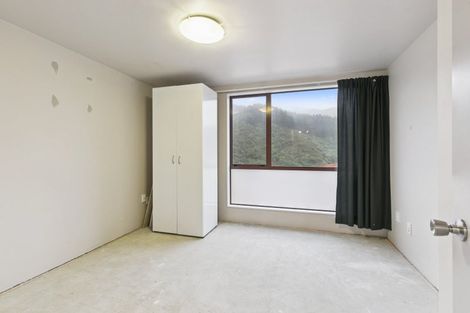Photo of property in 14b Domanski Crescent, Owhiro Bay, Wellington, 6023