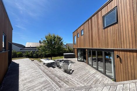 Photo of property in 10 Dove Grove, Westmorland, Christchurch, 8025