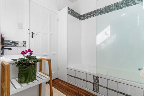 Photo of property in 26 Glendon Avenue, Avondale, Auckland, 1026