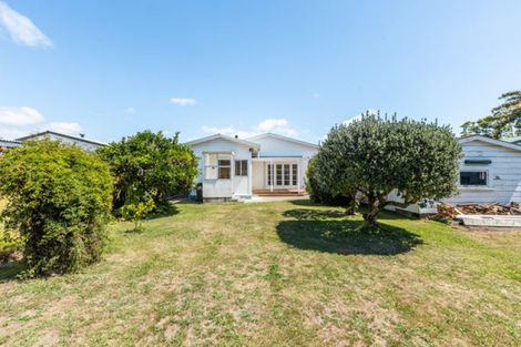 Photo of property in 402 Massey Street, Akina, Hastings, 4122