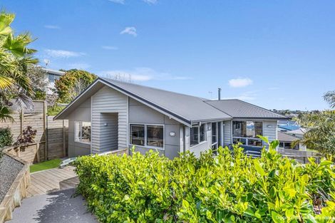 Photo of property in 23 York Crescent, Westown, New Plymouth, 4310