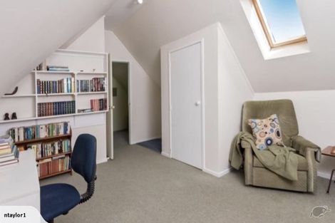 Photo of property in 6 Orinda Close, Botany Downs, Auckland, 2010