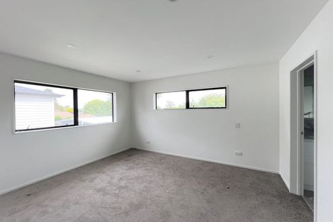 Photo of property in 30c Durham Street, Te Atatu Peninsula, Auckland, 0610