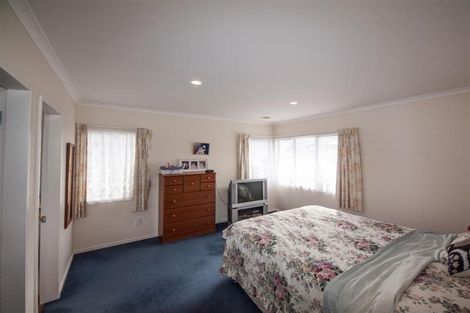 Photo of property in 65 Amesbury Drive, Churton Park, Wellington, 6037