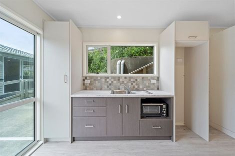 Photo of property in 632 Whangaparaoa Road, Stanmore Bay, Whangaparaoa, 0932