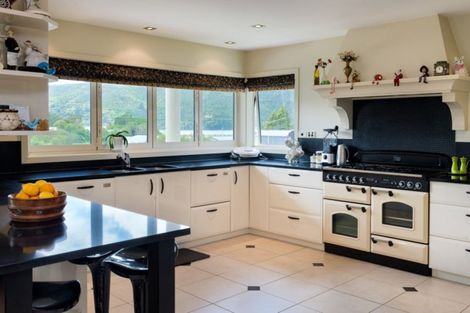 Photo of property in 97 Main Road, Havelock, 7100