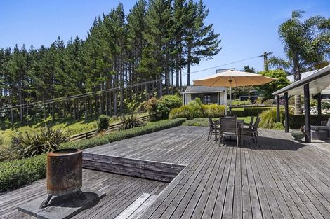 Photo of property in 543 Mataro Road, Onaero, Urenui, 4375