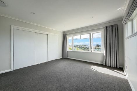 Photo of property in 12 Mertoun Terrace, Highbury, Wellington, 6012