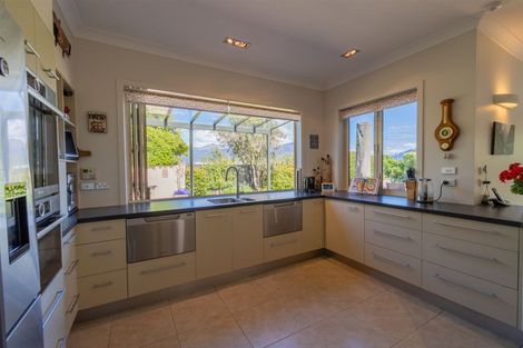 Photo of property in 20 Lawson Burrows Crescent, Te Anau, 9600