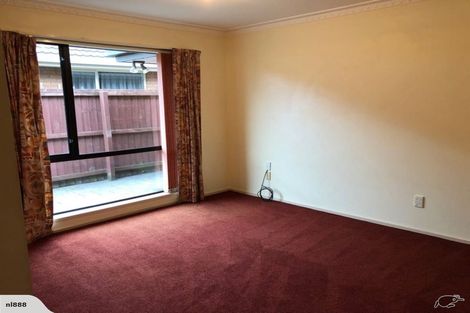 Photo of property in 49 Broadhaven Avenue, Parklands, Christchurch, 8083