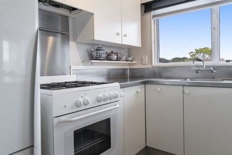 Photo of property in 75a Ngatai Road, Otumoetai, Tauranga, 3110