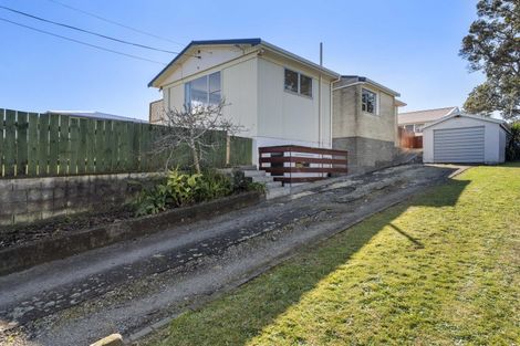 Photo of property in 94 Omata Road, Marfell, New Plymouth, 4310