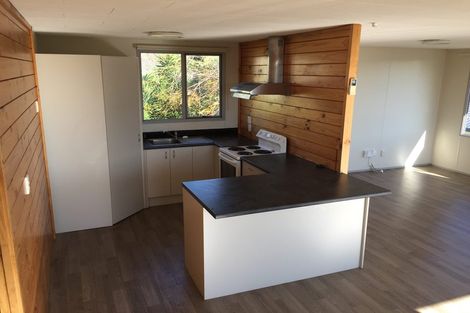 Photo of property in 7 Grenadine Place, Unsworth Heights, Auckland, 0632