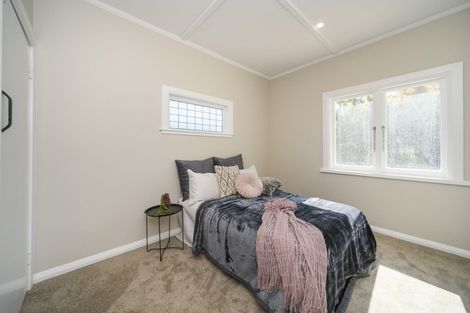 Photo of property in 17 Stewart Crescent, Hokowhitu, Palmerston North, 4410