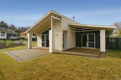Photo of property in 26 Luberon Way, Nukuhau, Taupo, 3330
