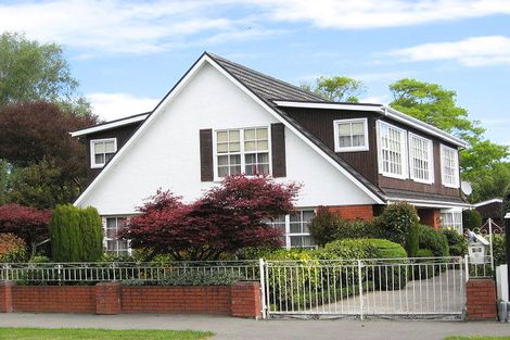 Photo of property in 245 Memorial Avenue, Burnside, Christchurch, 8053