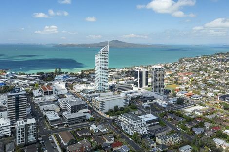 Photo of property in Sentinel Apartments, 401/3 Northcroft Street, Takapuna, Auckland, 0622