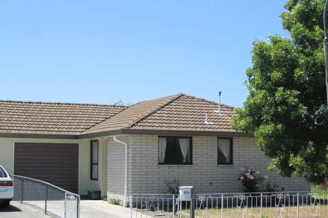 Photo of property in 2/27 Mchaffies Place, Wainoni, Christchurch, 8061