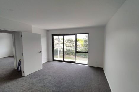 Photo of property in 1 Korokio Lane, Henderson, Auckland, 0612
