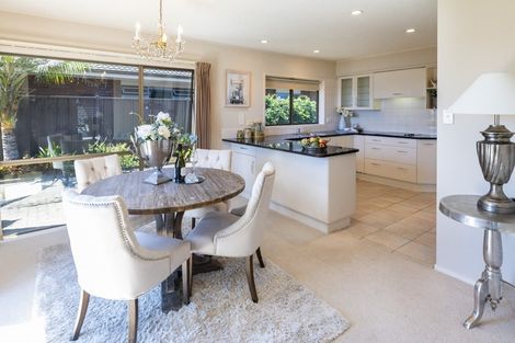 Photo of property in 5 Falstaff Place, Half Moon Bay, Auckland, 2012