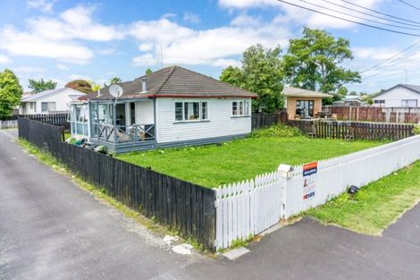 Photo of property in 9 Breckons Avenue, Nawton, Hamilton, 3200