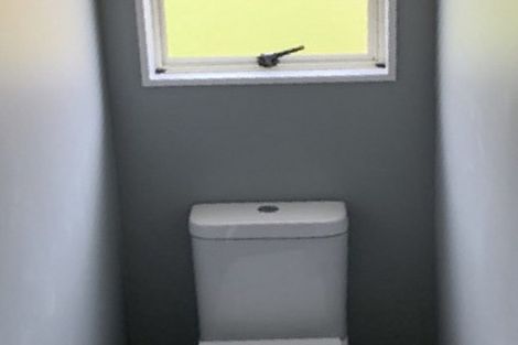 Photo of property in 12 Broadfield Street, Massey, Auckland, 0614