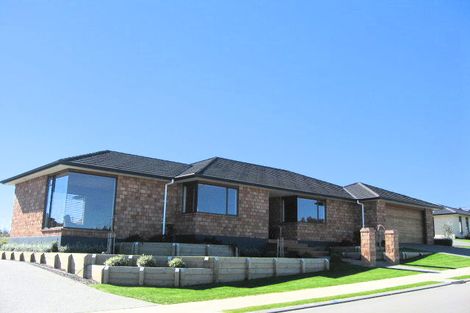 Photo of property in 40 Hikanui Drive, Havelock North, 4130