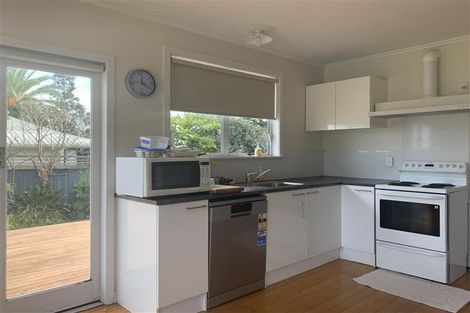 Photo of property in 106 Lincoln Road, Henderson, Auckland, 0610