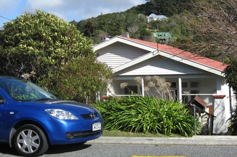 Photo of property in 85 Parkvale Road, Karori, Wellington, 6012