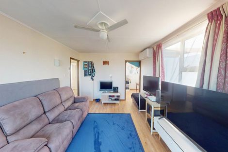 Photo of property in 14 Fergusson Street, Marton, 4710