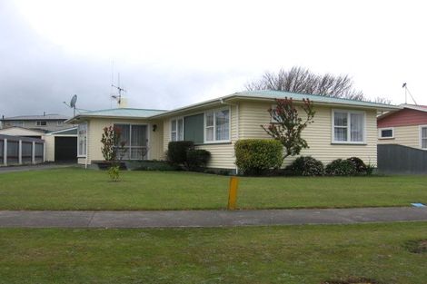 Photo of property in 39 Karamea Crescent, Kelvin Grove, Palmerston North, 4414