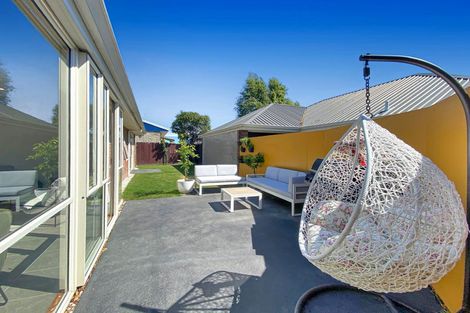 Photo of property in 2/41a Laurence Street, Waltham, Christchurch, 8011