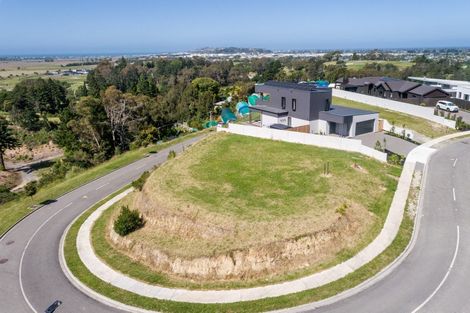 Photo of property in 97 Oak Road, Poraiti, Napier, 4112