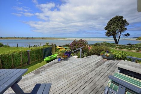 Photo of property in 7 Oraka Road, Mahia, Nuhaka, 4198