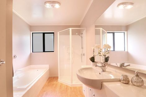 Photo of property in 8 Antonia Place, Aidanfield, Christchurch, 8025