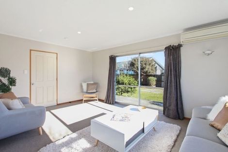 Photo of property in 24 Inverell Place, North New Brighton, Christchurch, 8083