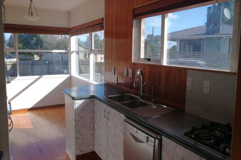 Photo of property in 2 Challinor Street, Pakuranga, Auckland, 2010