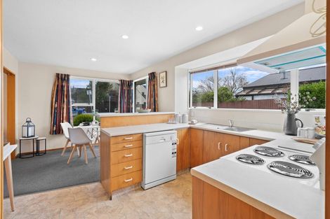 Photo of property in 2/35 Peverel Street, Riccarton, Christchurch, 8041