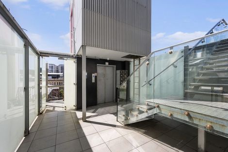 Photo of property in 253/21 Left Bank, Te Aro, Wellington, 6011