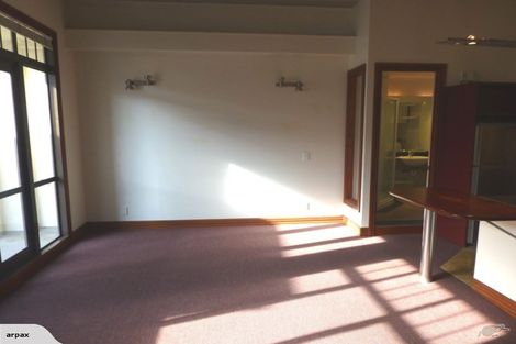 Photo of property in Pirie Street Townhouses, 28/35 Pirie Street, Mount Victoria, Wellington, 6011