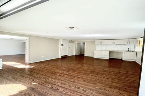 Photo of property in 4 Seaton Road, Murrays Bay, Auckland, 0630