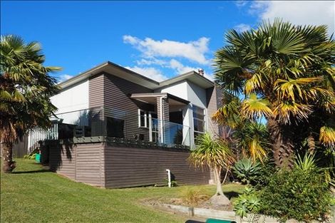 Photo of property in 4 The Fairway, Whakatane, 3120