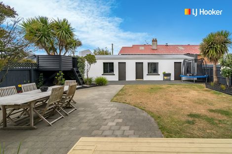Photo of property in 65 Hargest Crescent, Saint Kilda, Dunedin, 9012