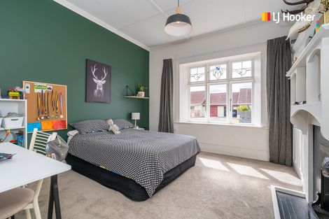 Photo of property in 65 Hargest Crescent, Saint Kilda, Dunedin, 9012