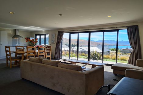 Photo of property in 6 Manning Place, Lake Tekapo, 7999