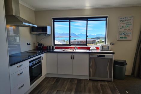 Photo of property in 6 Manning Place, Lake Tekapo, 7999