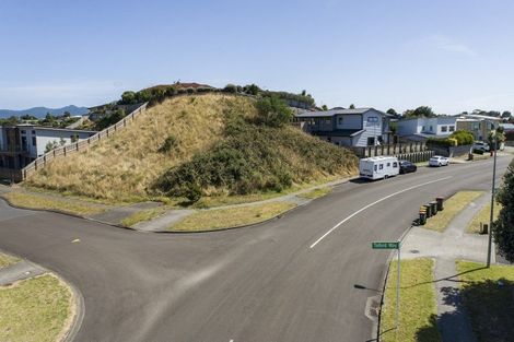 Photo of property in 57 Hillcrest Road, Raumati Beach, Paraparaumu, 5032