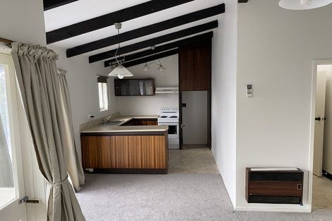 Photo of property in 2/6 Bond Crescent, Forrest Hill, Auckland, 0620